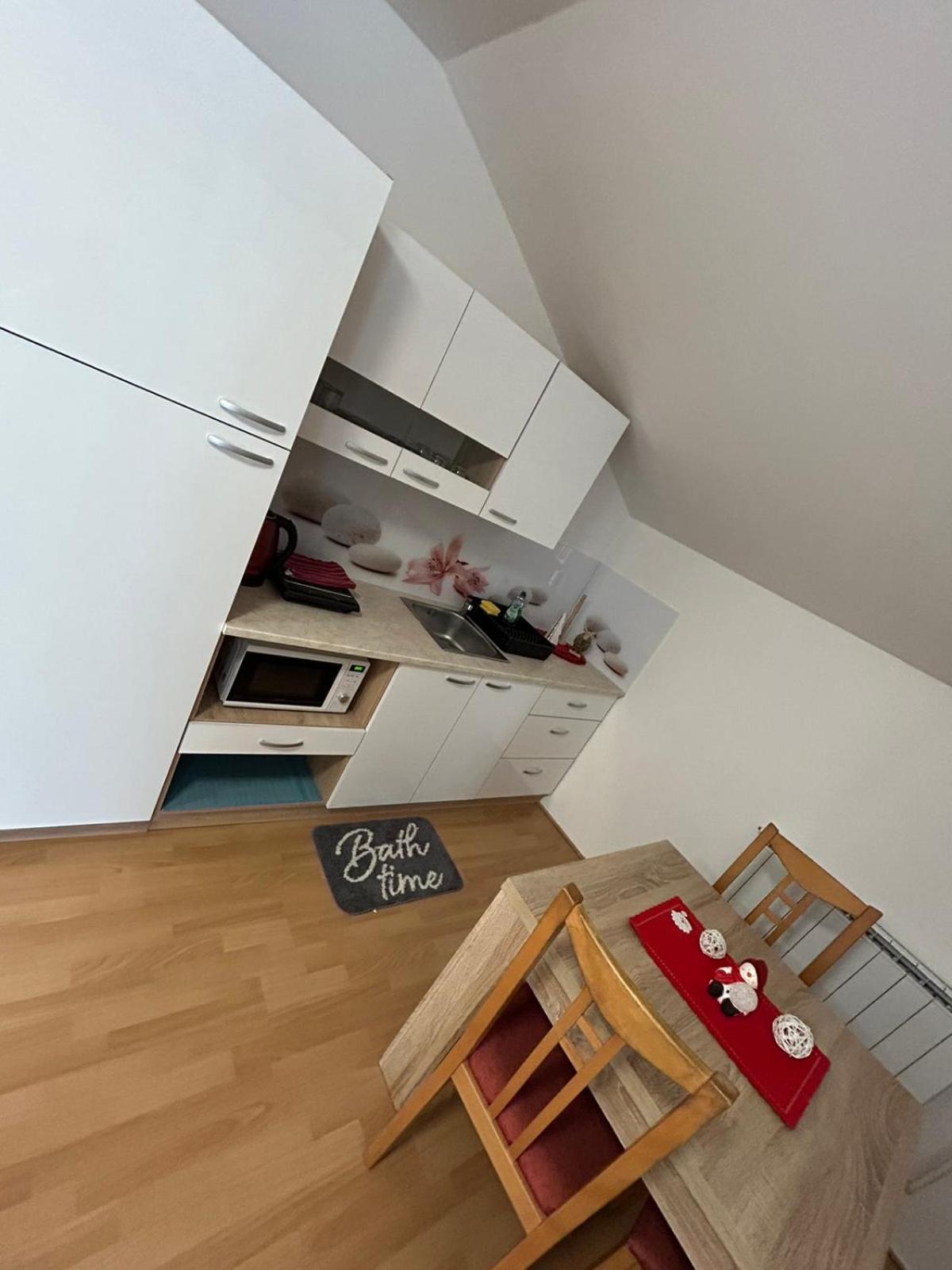 Apartments And Wellness Scavnicar リュトメル エクステリア 写真