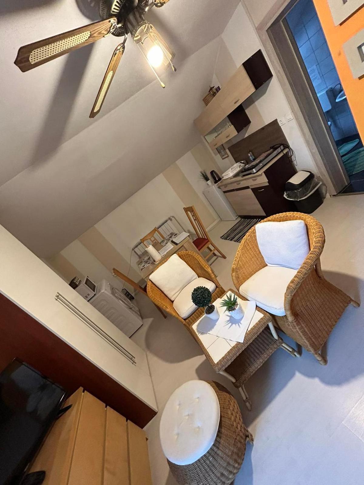 Apartments And Wellness Scavnicar リュトメル エクステリア 写真